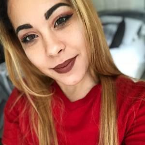 Meet your Posher, Alexandra